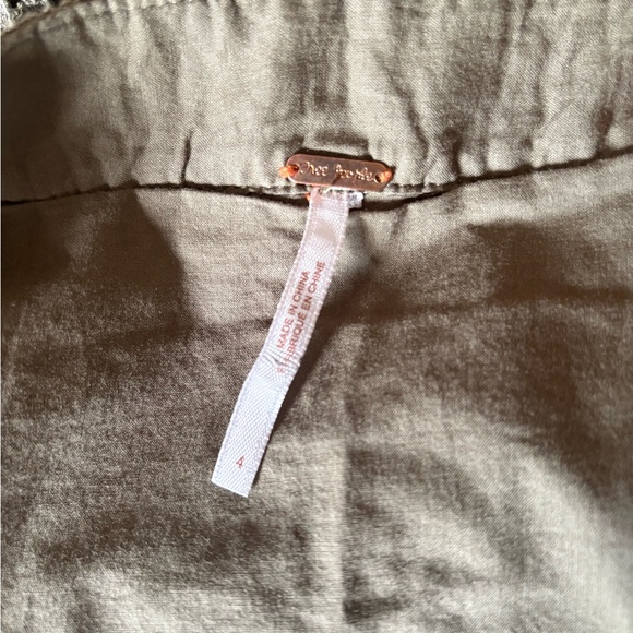 Free People Flower Field Mix Crochet Lace Green Floral Mini Skirt - Picture 4 of 6